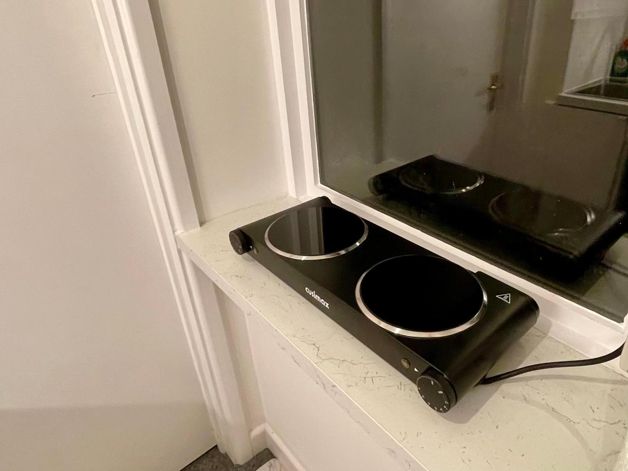 Vernon Place Town Centre, Vernon 3-bed With Parking, 1a Vernon Court 2-bed With Parking, 1b No Parking, Off The High Street Next To Sandford Park Holiday home *