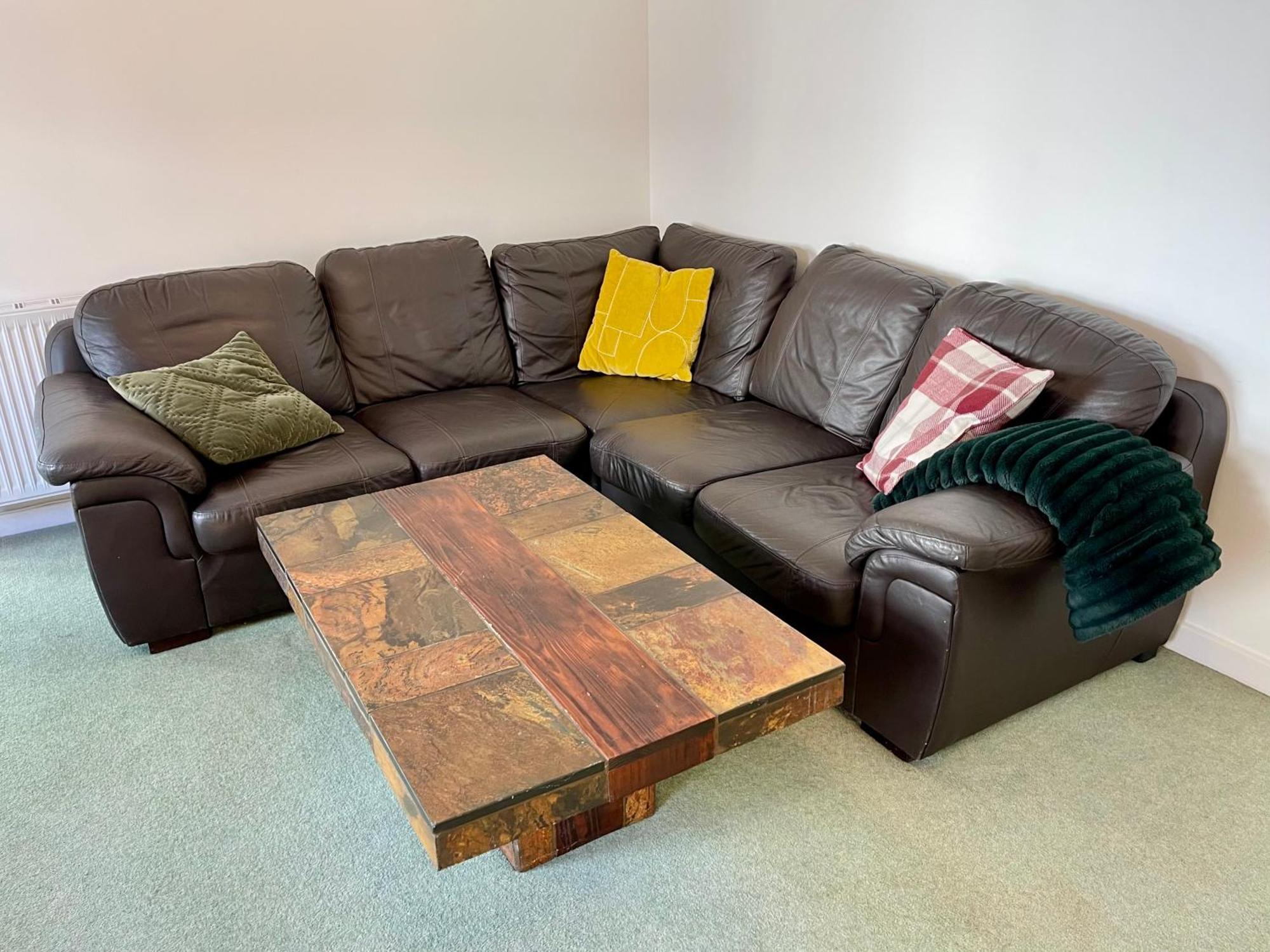 Vernon Place Town Centre, Vernon 3-bed With Parking, 1a Vernon Court 2-bed With Parking, 1b No Parking, Off The High Street Next To Sandford Park Cheltenham